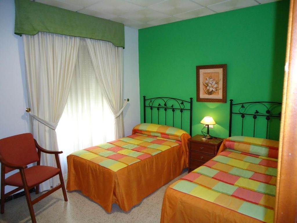Hostal Los Claveles バエナ 部屋 写真