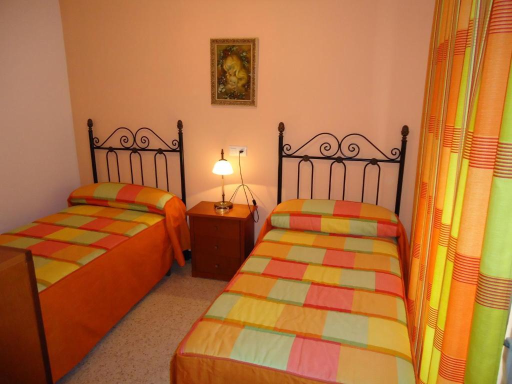 Hostal Los Claveles バエナ 部屋 写真