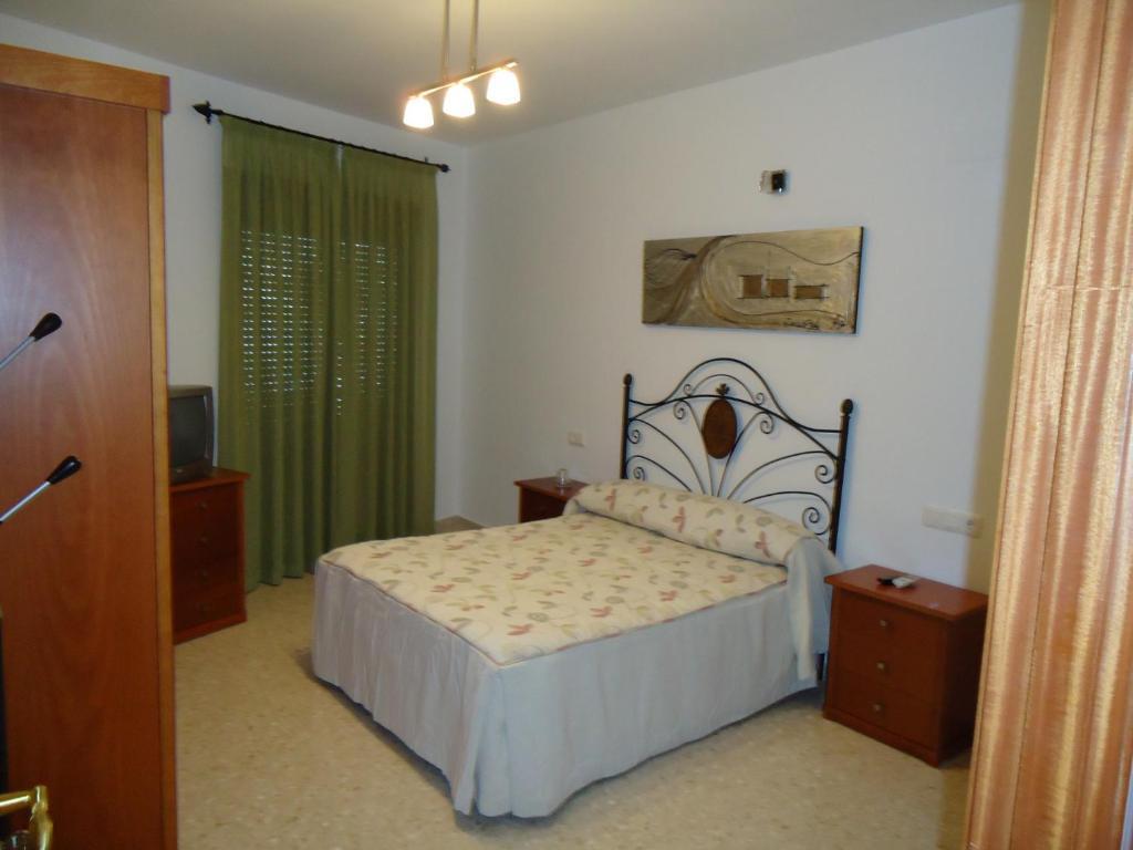 Hostal Los Claveles バエナ 部屋 写真