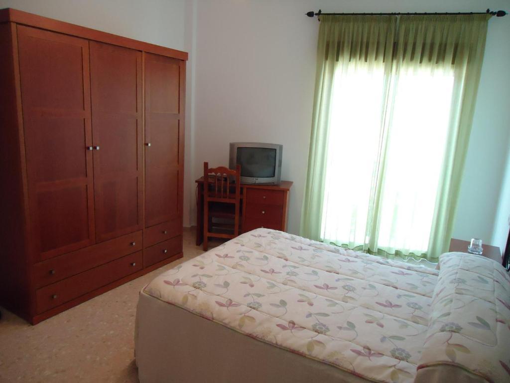 Hostal Los Claveles バエナ 部屋 写真