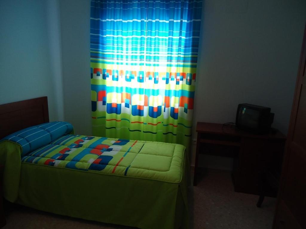 Hostal Los Claveles バエナ 部屋 写真